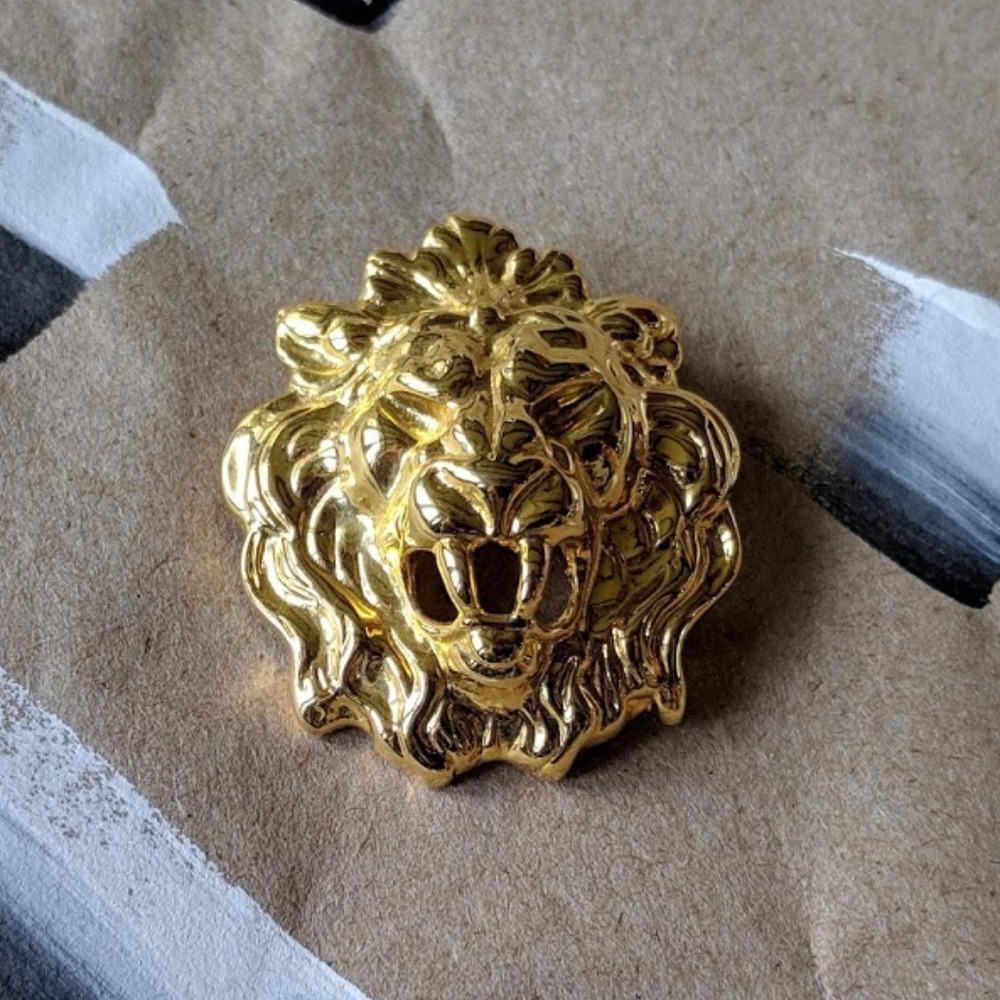 Super Shiny Vintage Golden Lion Brooch or Pin